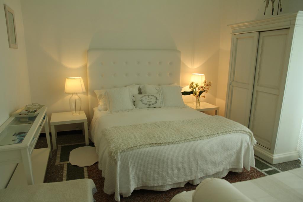 B&B Piazza Italia Sestri Levante Buitenkant foto